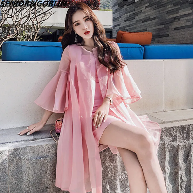 

2019 New Summer Long Clothes Women's Fashion Boho High Quality Pink Super Loudspeaker Sleeves Loose Organza Sun Block Clothing