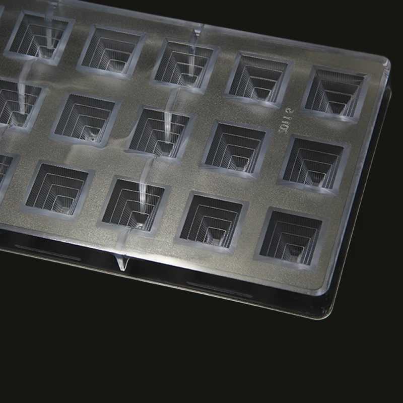 CC0018_3