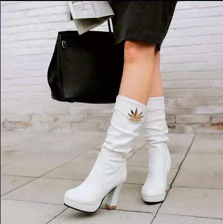

New fall fashion high-heeled boot waterproof boots with thick white female head