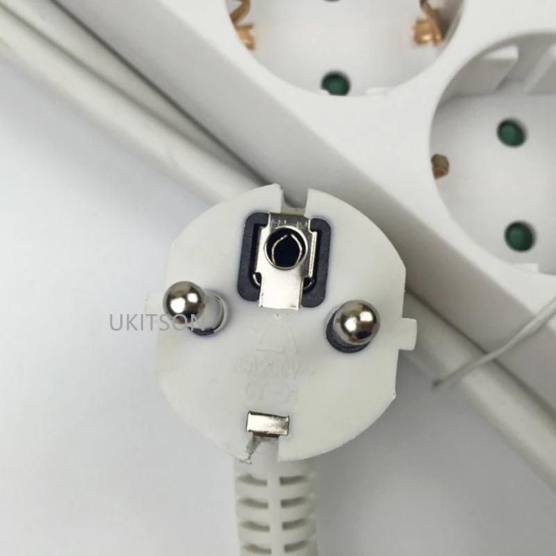 Power Strip Sockets Portable Strip EU DE Plug Adapter 3 4 5 6 Ports Outlet Extension Socket With CE GS Mark Power Strip Sockets Portable Strip EU DE Plug Adapter 3 4 5 6 Ports Outlet Extension Socket With CE GS Mark
