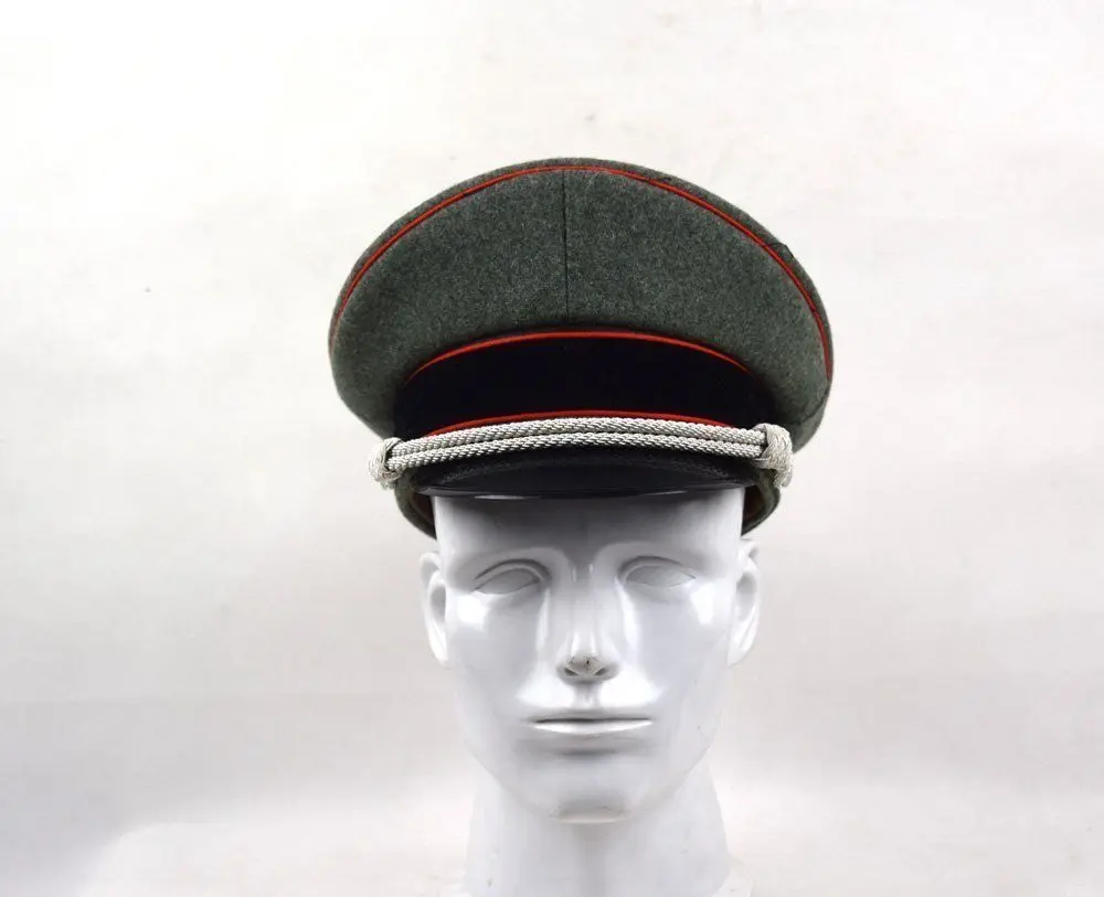 офицерский головной убор. офицерский головной убор. фуражка полковника советской армии. офицерский головной убор. британская фуражка 1914.