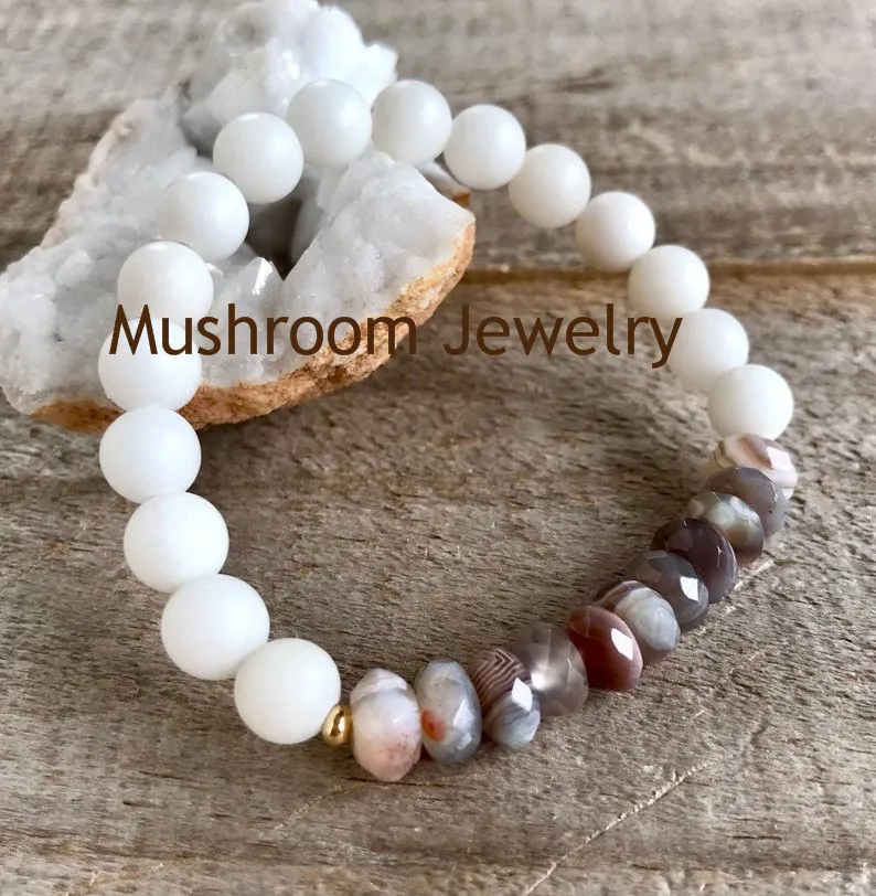 BS2019345 Mother of Pearl Agate Bracelet, Stone Bracelet, (1)