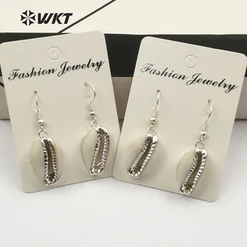 WT-E460 WKT Women's Dainty Jewelry Natural Cowrie shell Earring Real Wild Coast Sea Shell For Beach Dangle shell charm Earring
WT-E460 WKT Women's Dainty Jewelry Natural Cowrie shell Earring Real Wild Coast Sea Shell For Beach Dangle shell charm Earring