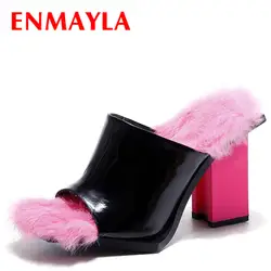 ENMAYLA/Модная Новинка Забавные тапочки их меха под кролика для женщин босоножки на высоком каблуке черный с розовым Мех животных крутая обувь