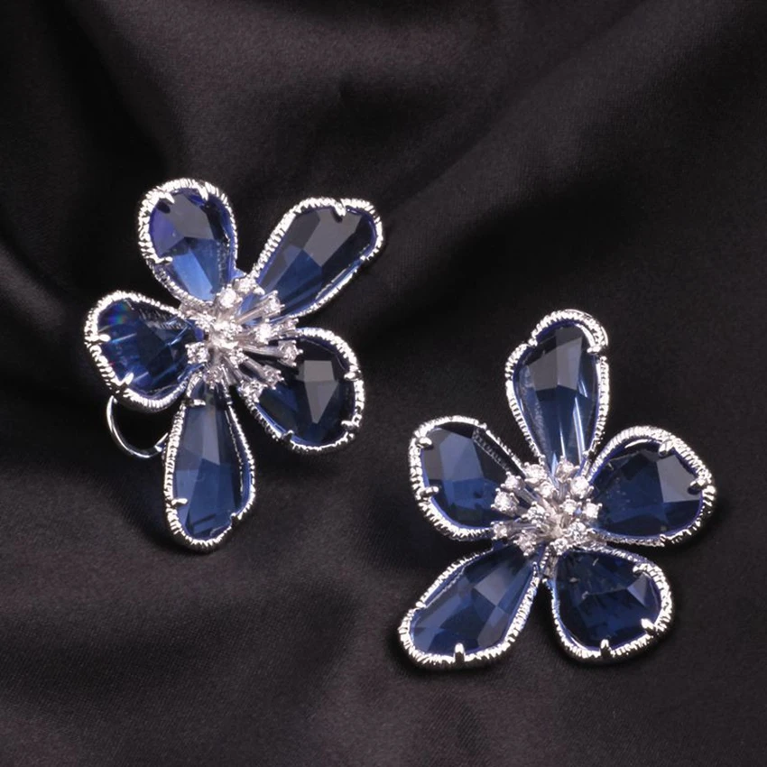 Роскошные нерегулярные большой цветок Кристалл Голубой циркон серьги гвоздики для женщин Серебряный цвет модные свадебные украшения