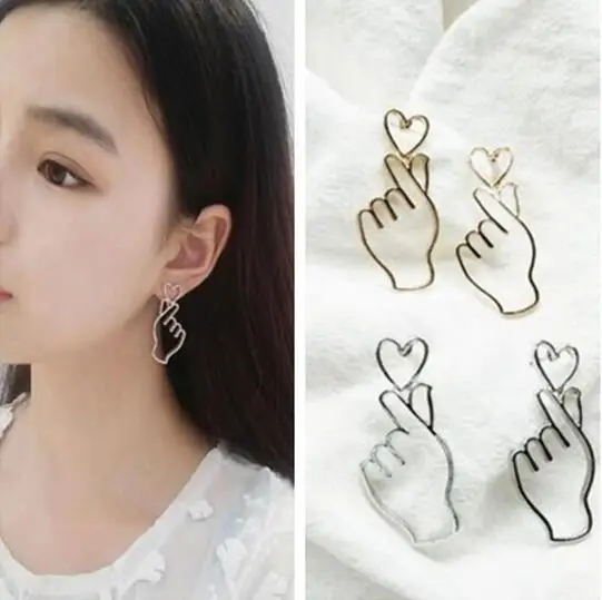 

ey357 Wedding party gift New Listing fashion alloy heart love fingers metal hollow Female charm earrings Jewelry 1 pair