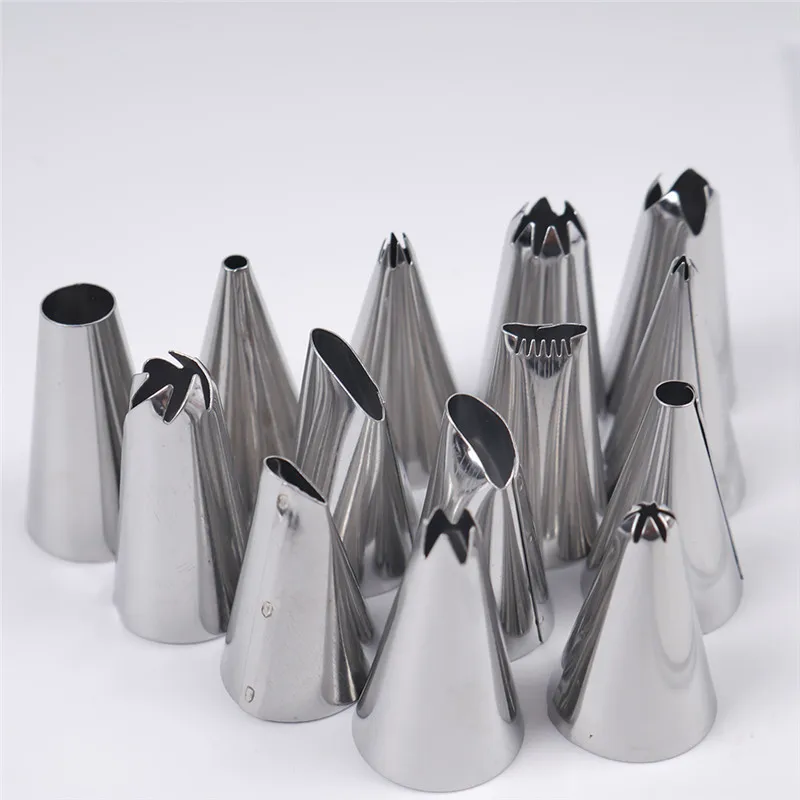 

16Pcs Icing Piping Nozzles Pastry Bag Tips Transverter Household Icing Nozzles
