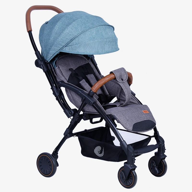 

Baby stroller two-way baby car light folding stroller can sit two-way push can be on the plane