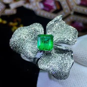 

Emerald Ring Fine Jewelry 18 K Gold Jewelry Real Vivid Green Emerald Gemstone 0.86ct Diamonds Female Wedding Engagement Rings