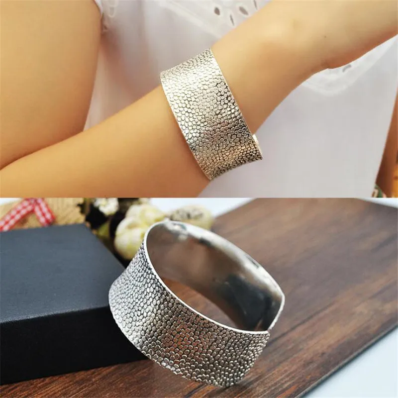 Bohemia Style Antic Silver Color Width Cuff Copper Bangle For Women Ethnic Retro Carve Pattern