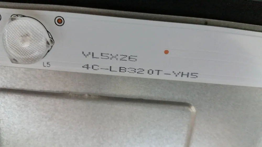 

1lot/3pcs 4C-LB320T-VH5 LED