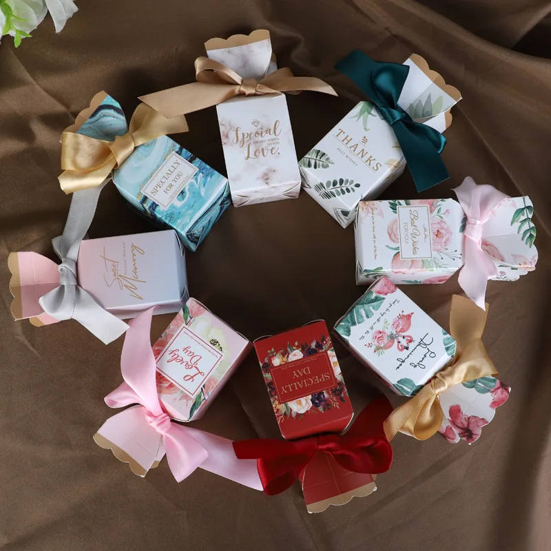 

Wedding Christmas DIY Favor Baby Shower Candy Box Birthday Party Decoration Paper Candy Gift Box Dessert Bags Gift for Guests