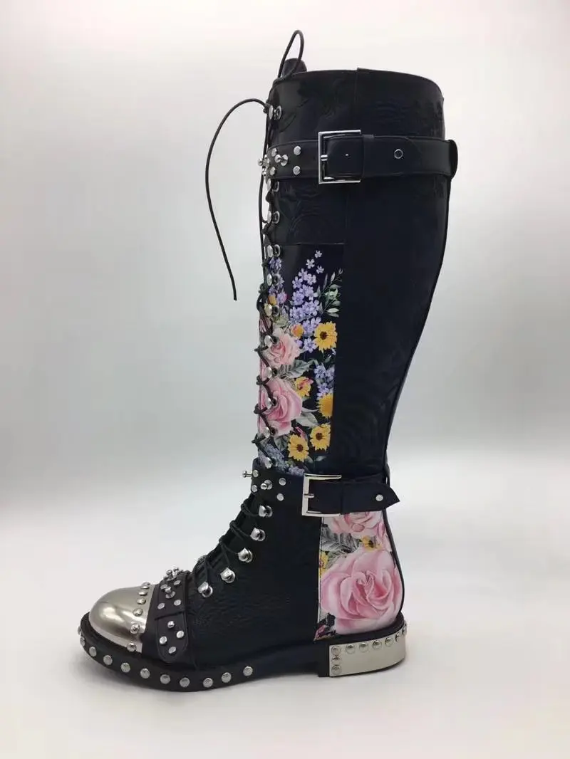 Nieten Stickerei Bota black Leder Buckled White Printed Verzierte black Kreuz Strap Blumen pink Gedruckt Motorradstiefel Flower Lange Gebunden Feminina Stiefel Jawakye wSOXxaqdS