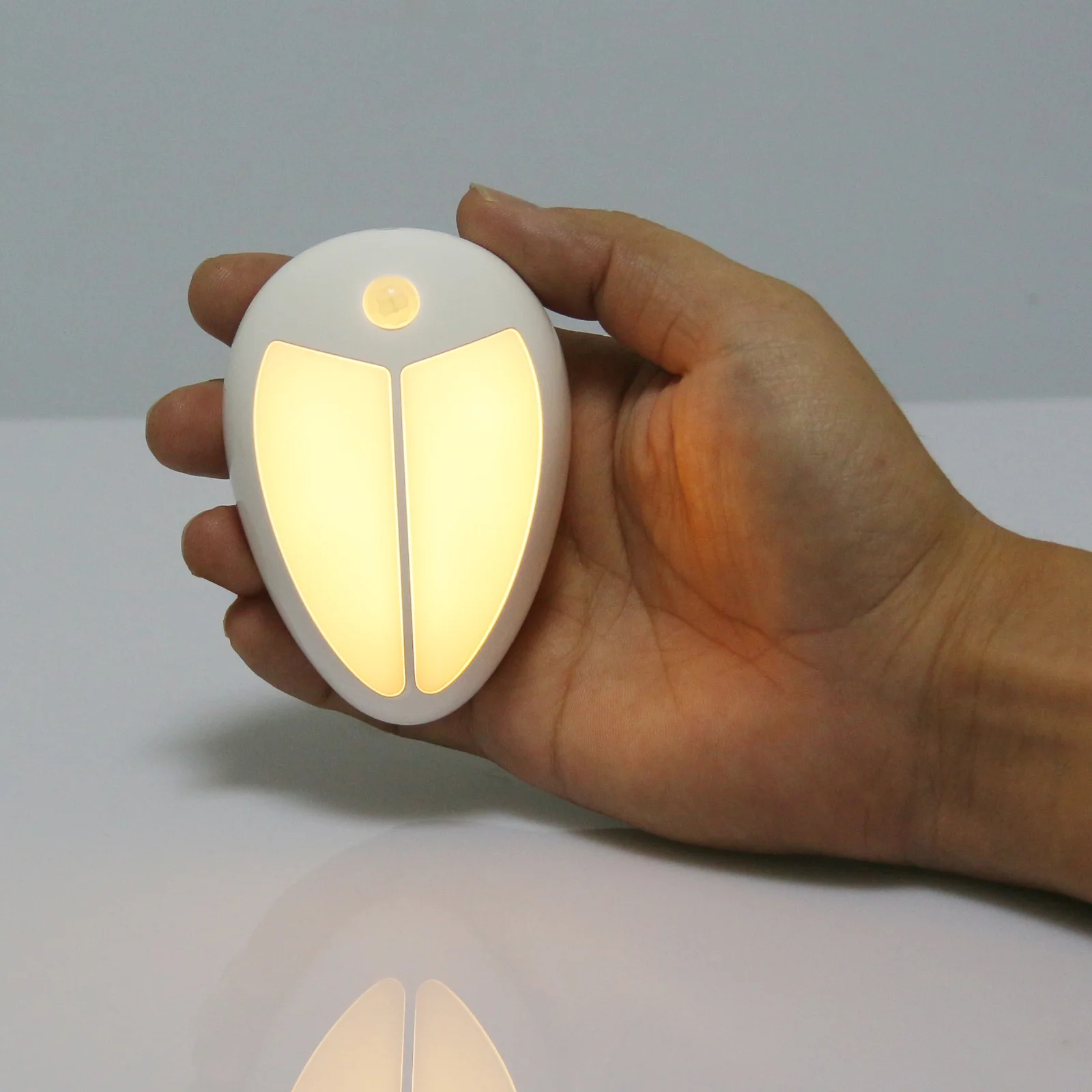 Multifunctional night light s dachikom dvijeniya. ночной светильник с датчиком движения cl-2566a. маленький светильник на батарейках. светильник с датчиком движения союз s105. маленький светильник с датчиком движения на батарейках.