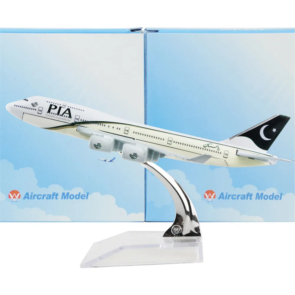 Pakistan International Airlines Boeing 747 16cm model airplane kits child Birthday gift plane