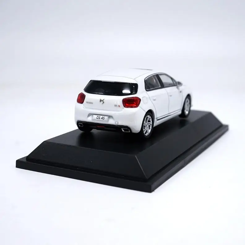 Оригинальные модели автомобилей из сплава 1:43 игрушечные автомобили с высокой