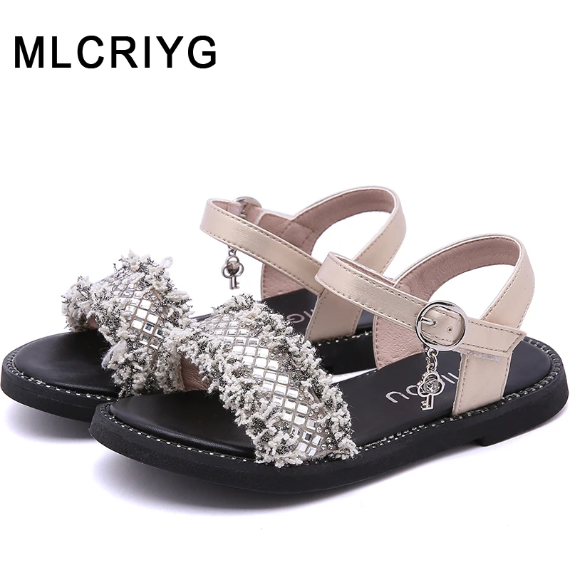 

2019 Summer Kids Princess Sandals Baby Girls Tassel Beach Sandals Children Rhinestone Sandals Fashion Brand Flats Black Shoes