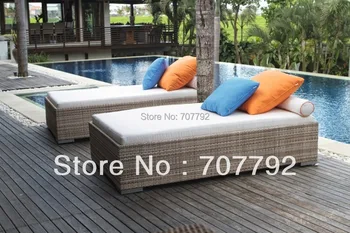 

Dann Foley Brentwood outdoor rattan Lounger