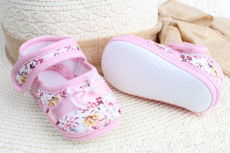 FJ AM/_ LD/_ UK/_ BABY GIRLS INFANTS AUTUMN FLOWER SHOES PREWALKER FOOTWEAR FIRST