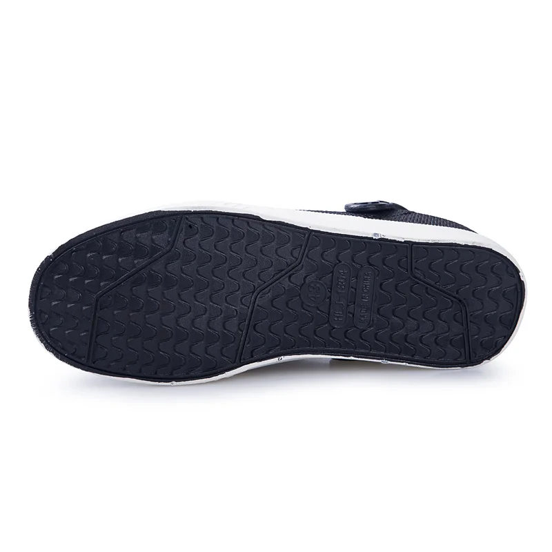 WeiDeng Antiskid Comfortably Summer Beach Water Shoes For Men Sports Sneakers Hiking Sandals Breathable Croc Sandals Slip On