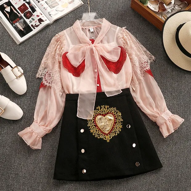 

Flare Long Sleeves Patchwork Lace Appliques Heart Chiffon Bow Shirt Condole Belt Vest+Sheath Button Mini Skirts 2-pieces Sets