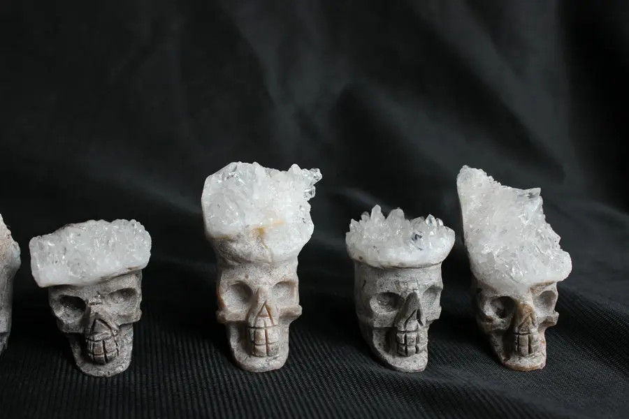 10 милый натуральный белый прозрачный кристалл кварца кластера точки черепа резной камень Вырезка головы Скульптура Исцеление Оптовые цены