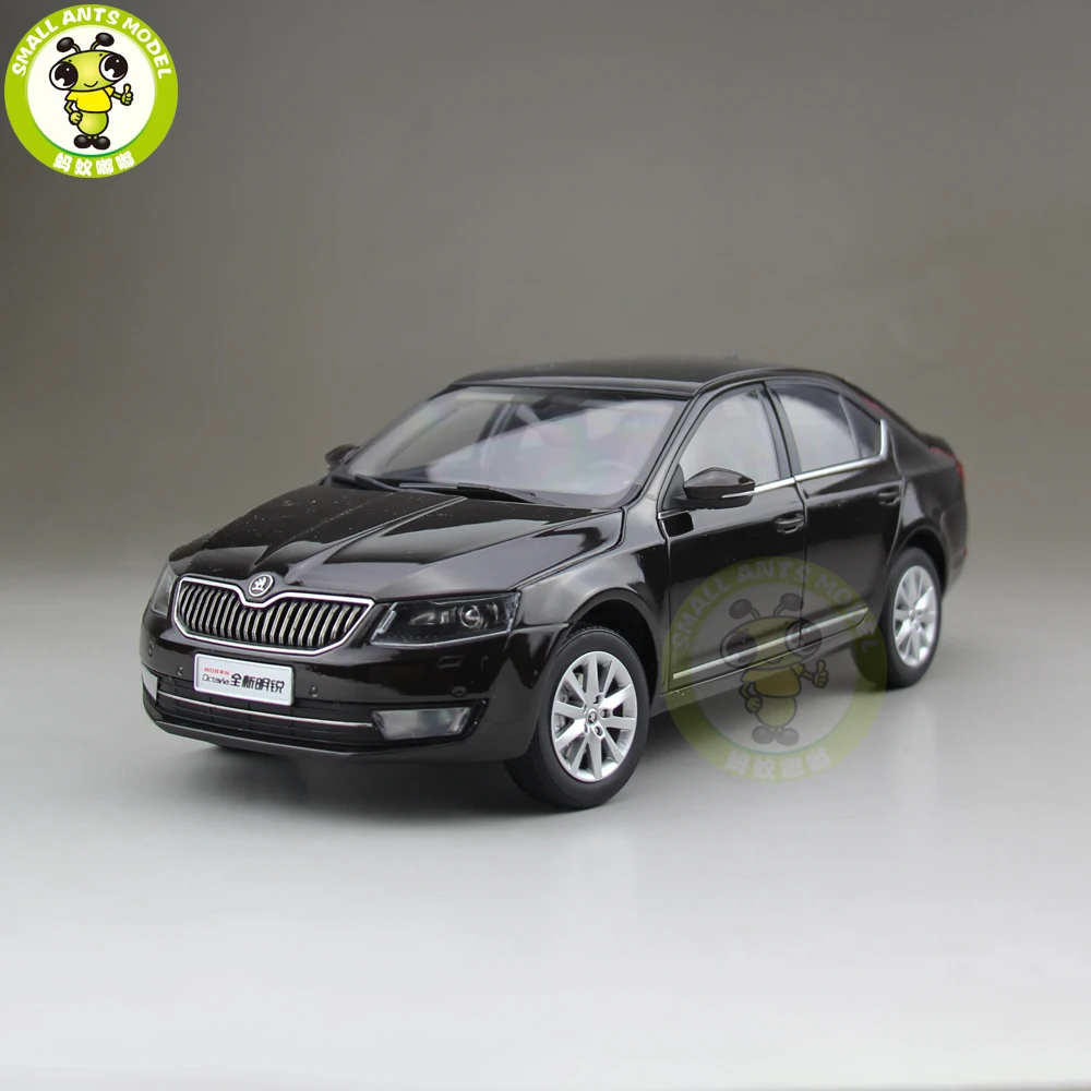 1/18 Skoda Octavia литая металлическая модель автомобиля игрушка мальчик девочка подарок коричневый