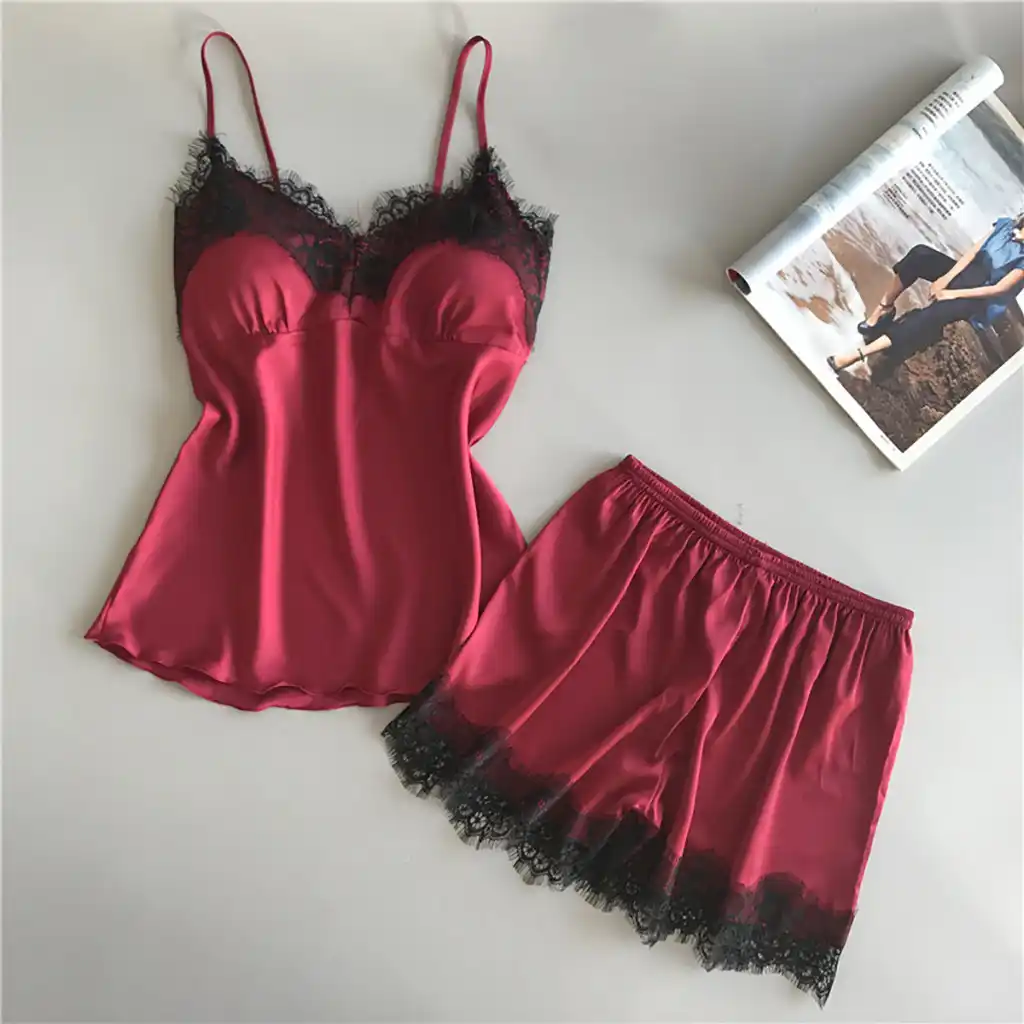ropa interior saten