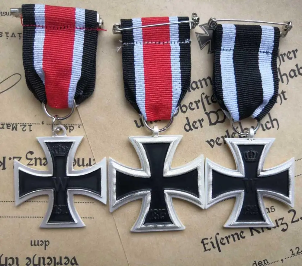 

Germany 1914 Iron Cross 2nd Class with Ribbon World War I Military Decoration Deutschland Eisernes Kreuz II. Klasse EK2