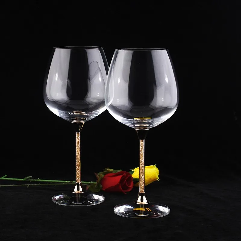 2016 new design lead free 626ml wine glass with gold color stem party