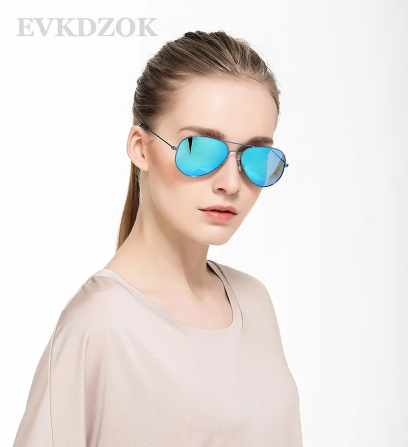 Модные синие авиационные солнцезащитные очки для женщин, простая металлическая оправа, мужские солнцезащитные очки для вождения UV400, винтажные Поляризованные очки P3025