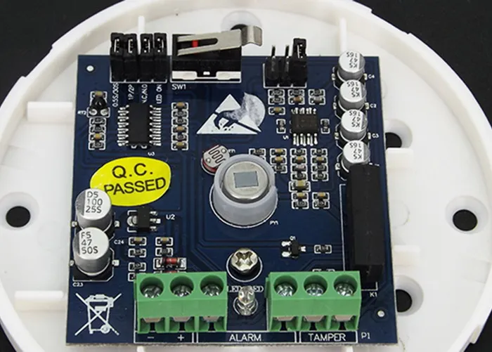 Wired ceiling PIR sensor 12V