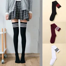 Chaussettes longues rayées Sexy pour femmes, bas longs, chaud, cuisse haute, nouvelle mode, chaussettes rayées au genou