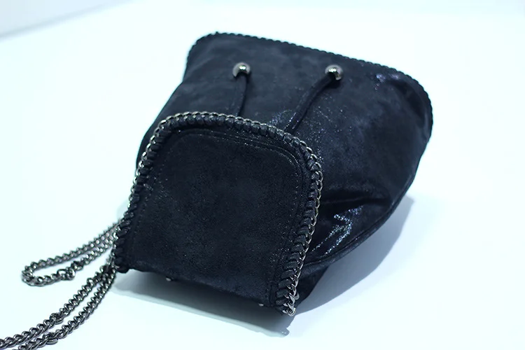 3644591907_735977608