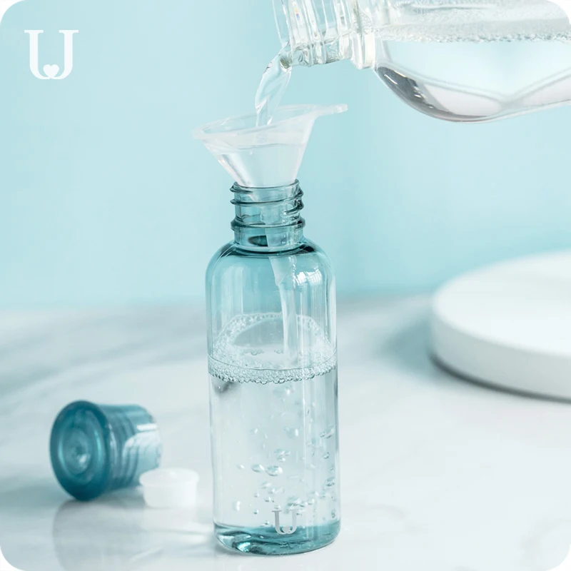 Portable Travel Soap Dispenser Pump Set Outing Hand Sanitizer Bottle Cosmetic Liquid Spray Bottle Press Empty Shampoo Bottle Portable Travel Soap Dispenser Pump Set Outing Hand Sanitizer Bottle Cosmetic Liquid Spray Bottle Press Empty Shampoo Bottle
