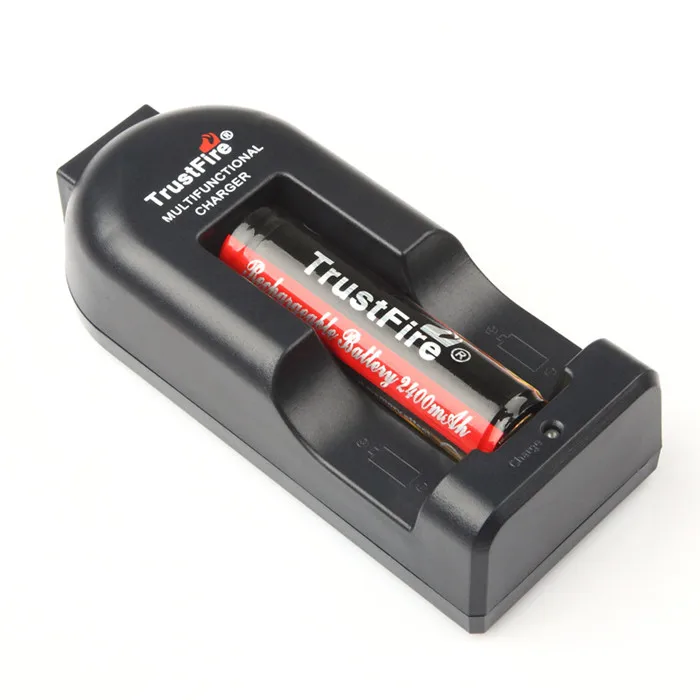 TrustFire TR-002 одноканальное многофункциональное зарядное устройство+ TrustFire 18650 3,7 V 2400mAh перезаряжаемая защищенная батарея