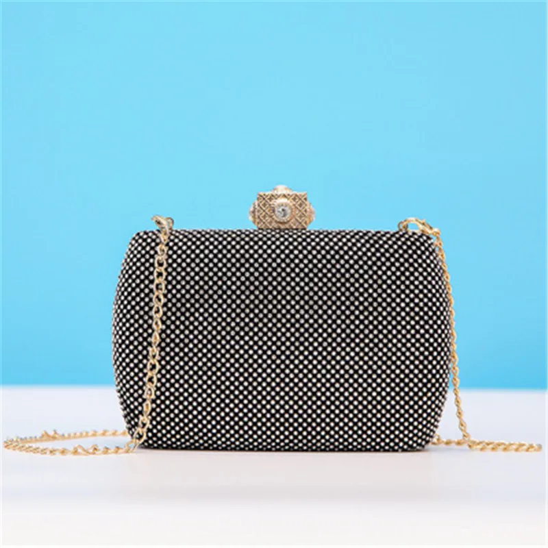 new cosmetic bag bride bag shoulder slung women's diamond chain bag retro storage clutch bag - Color: Black