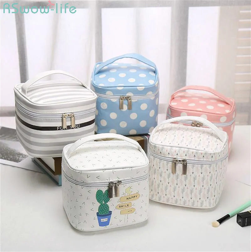 

Creative Korean Printed Hand-held Cosmetic Bag Washing Bag Make Up Bag Storage Bags Polyester Fiber PU Three-Dimensional Type