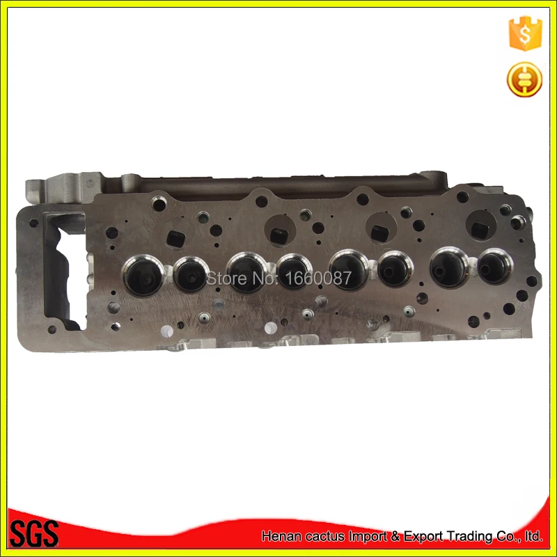4M40 cylinder head 01.jpg