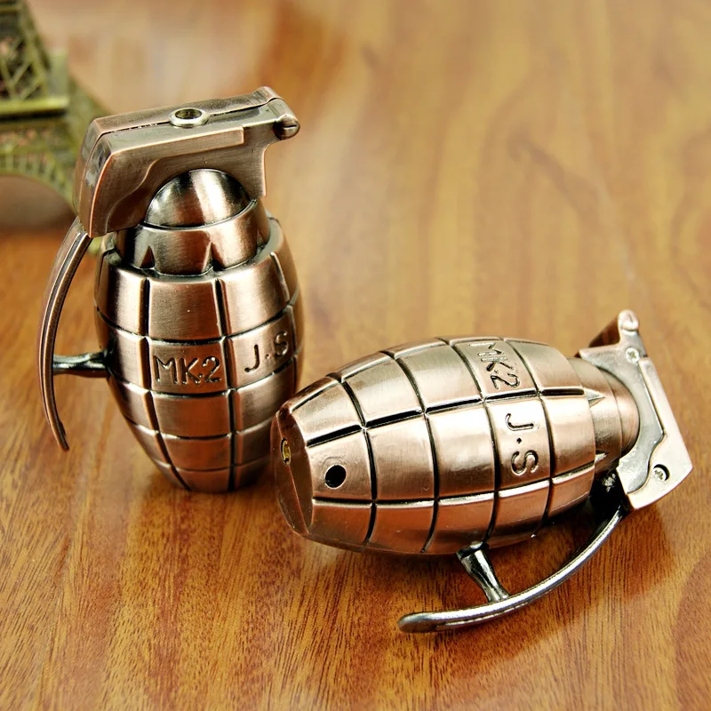 A1323 QF bronze imitation grenade lighter wind vintage military fans lighters large hands on the ignition | Дом и сад