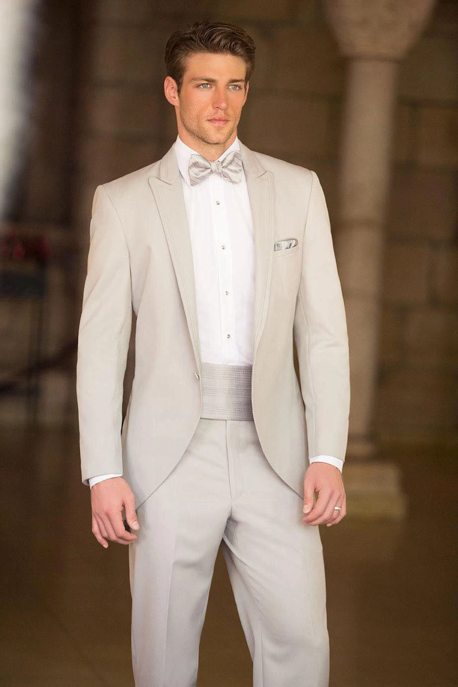 Cream wedding suit Clearance
