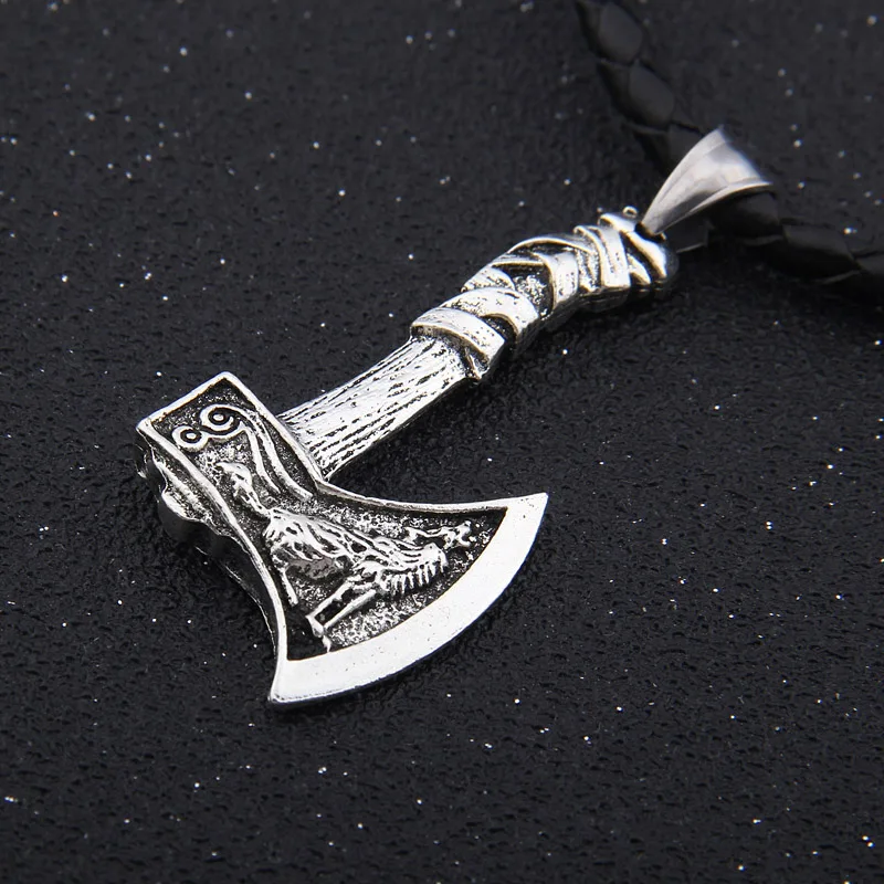 Dropshipping antique silver viking wolf and odin raven ax pendant necklace as birthday gift Dropshipping antique silver viking wolf and odin raven ax pendant necklace as birthday gift