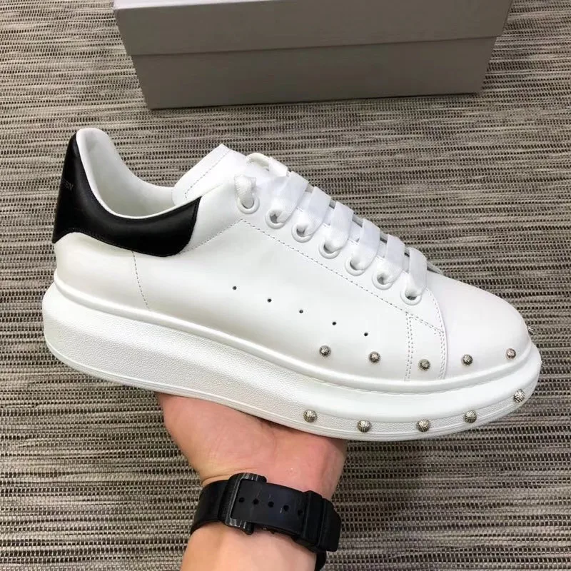 Metal Rivets Women Patchwork Sneakers Double Layer Platform Shoes Thick Heel Genuine Leather Outdoor Lace Up White Tennis Shoes
Metal Rivets Women Patchwork Sneakers Double Layer Platform Shoes Thick Heel Genuine Leather Outdoor Lace Up White Tennis Shoes
