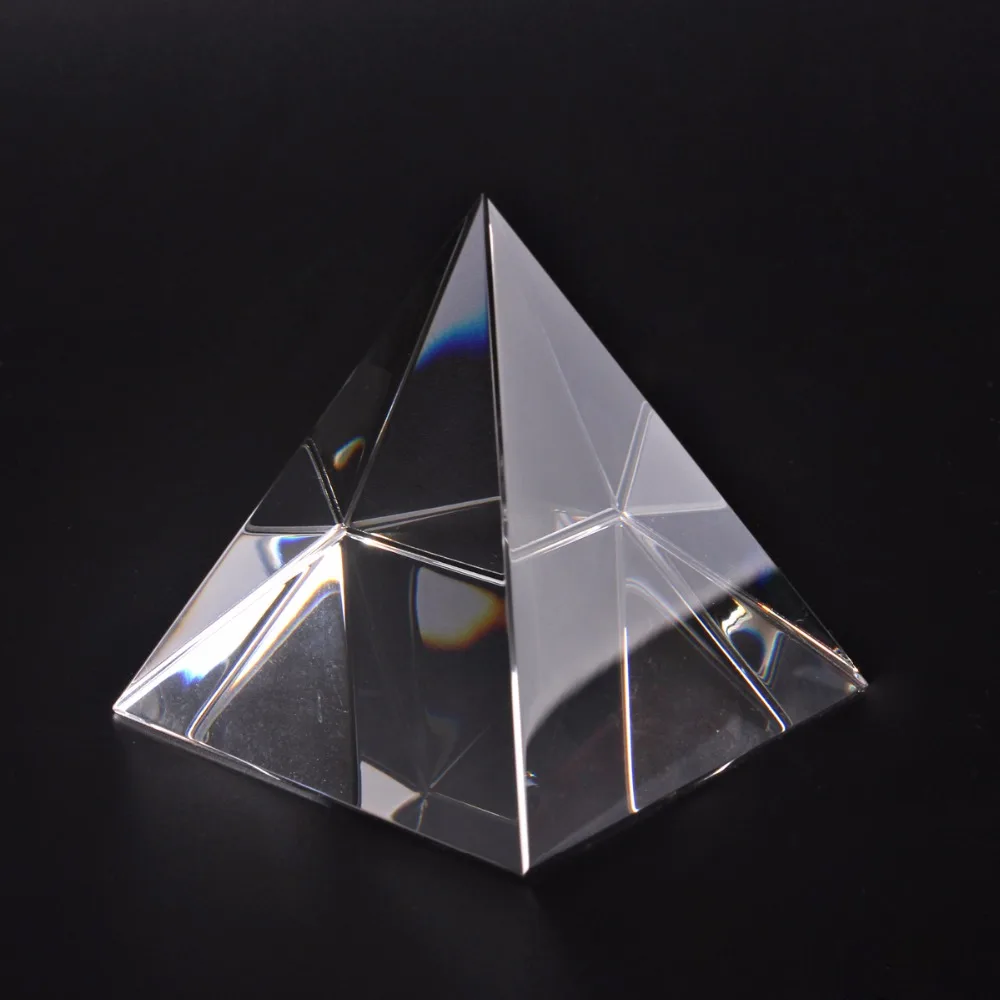тетраэдр кристалл. призма пирамида стеклянная. стеклянные пирамидки. тетраэдр кристалл. стеклянные пирамидки для декора.
