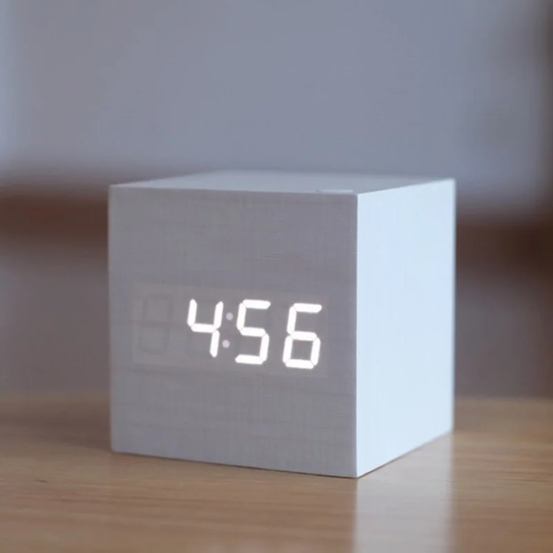 

Alarm Clock Backlight Voice Control Wood Retro Glow Clock Sounds Control LED Display Calender Office Decoration 3DNZW11