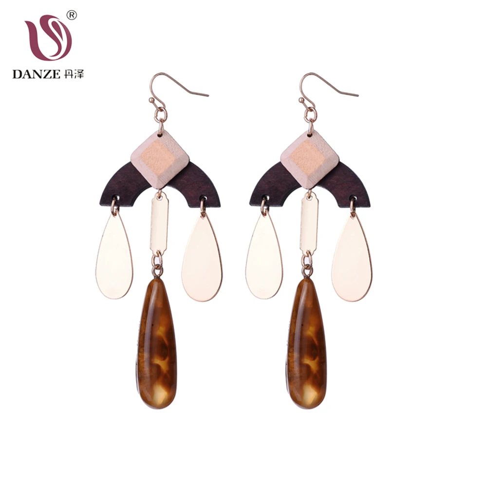 

DANZE Vintage Gold Metal Handmade Wooden Chandelier Earrings Geometric Earrings for Women Female Party Drop Earrings