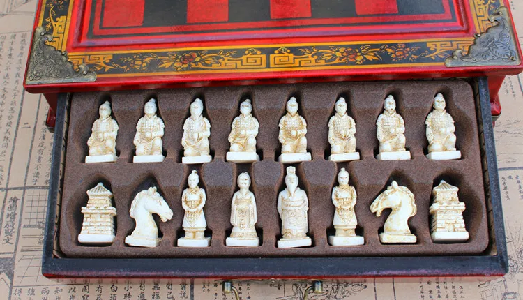 Высокое качество Шахматный набор персонаж из смолы типа Шахматный набор красивая деревянная доска терракотовые воины и лошади Шахматный набор хороший подарок