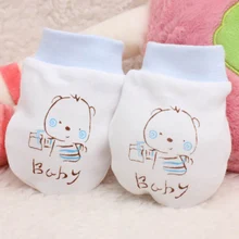 Милые Антицарапки для новорожденных мальчиков и девочек с героями мультфильмов; мягкие митенки из чистого хлопка; перчатки; средство ухода за младенцем