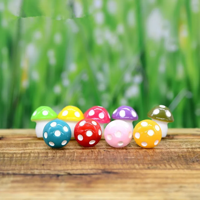 

Resin craft/fairy garden gnome/mini resin mushroom/terraium decoration/lovers/gifts/children gifts