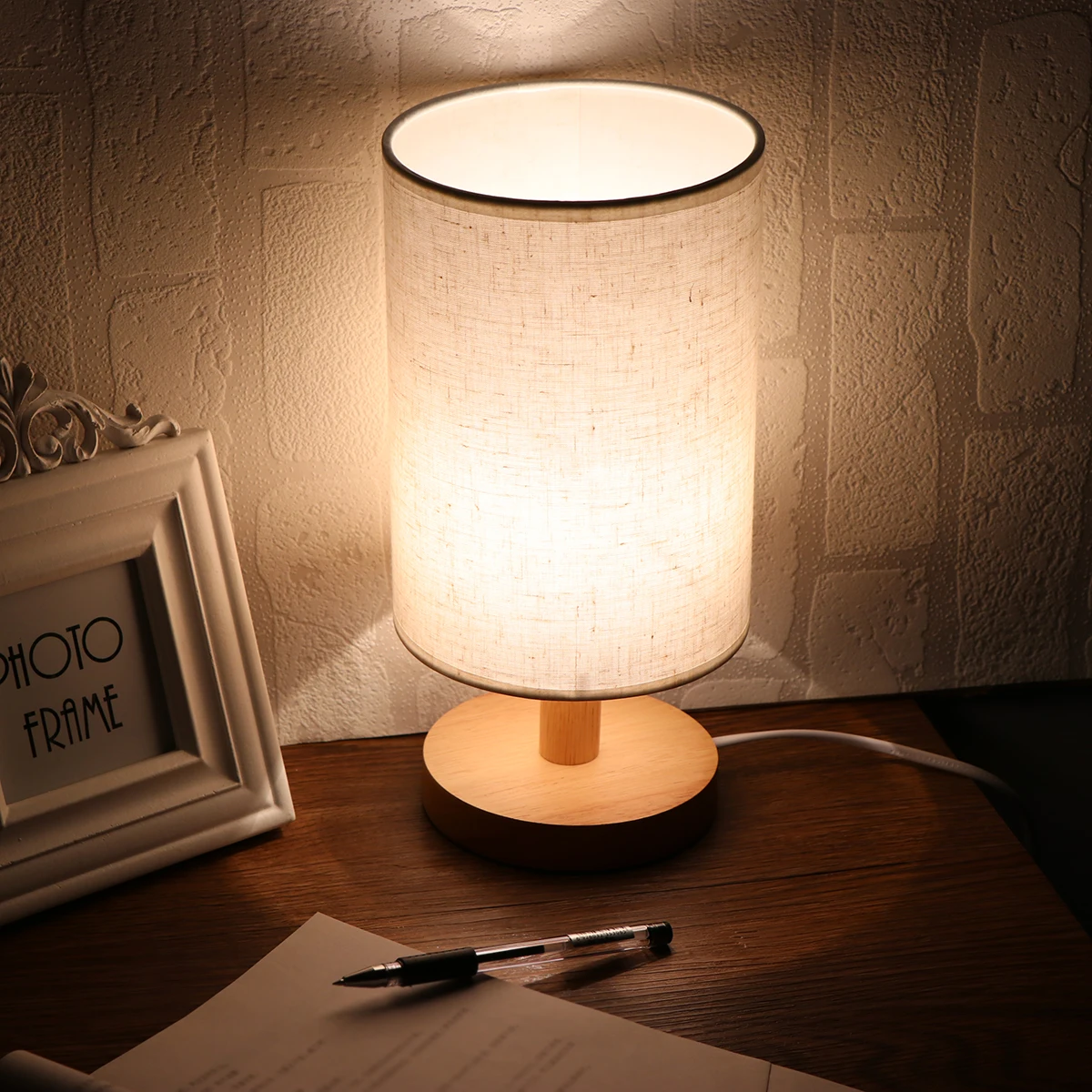 Настольная лампа с тканевым абажуром из цельного дерева Цоколь E27 для спальни гостиной книжный шкаф кафе-отеля(лампочка в комплект не входит